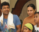 Beltangady: Sandalwood Star Puneet Raj visits Sri Kshetra Dharmasthala